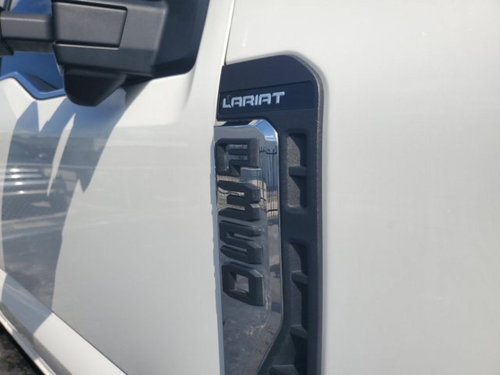 Used 2024 Ford F350 Lariat w/ Chrome Package AWD/4WD image 10