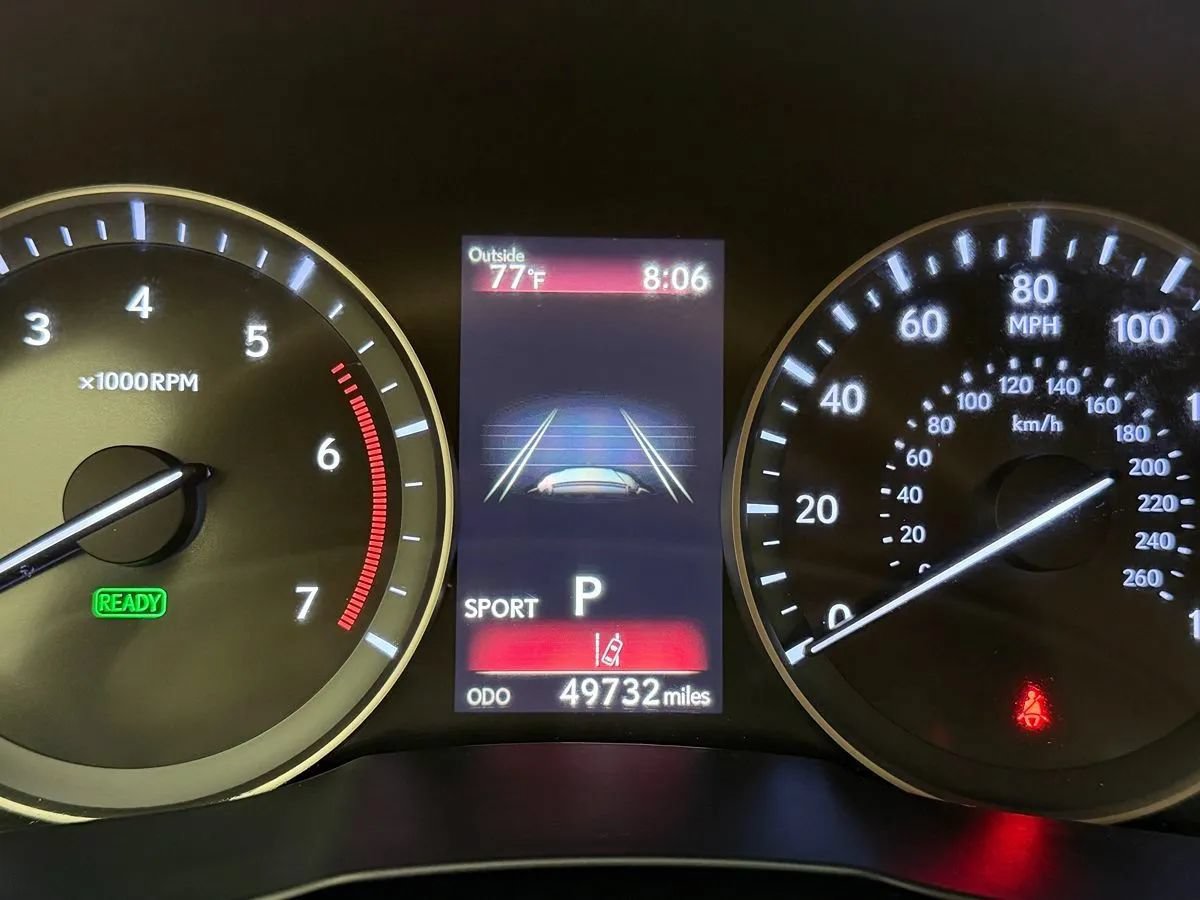Used 2018 Lexus ES 300h w/ Luxury Package FWD image 13