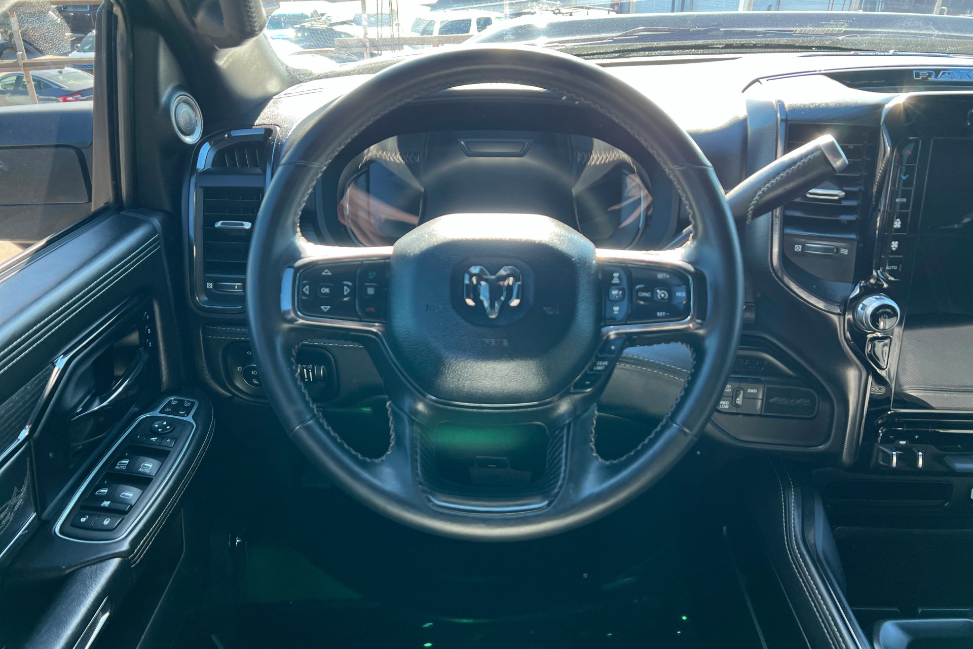 Used 2024 RAM 2500 Limited image 12