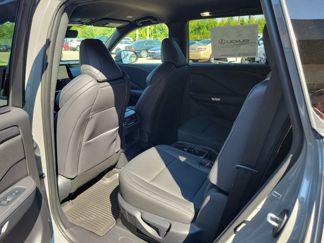 New 2026 Lexus TX 500h AWD w/ Technology Package image 13