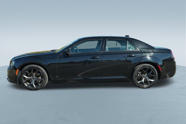 Used 2023 Chrysler 300 S image 4