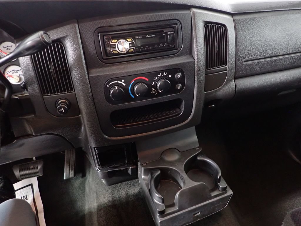 Used 2004 Dodge Ram 3500 Truck SLT w/ Trailer Tow Group RWD image 23