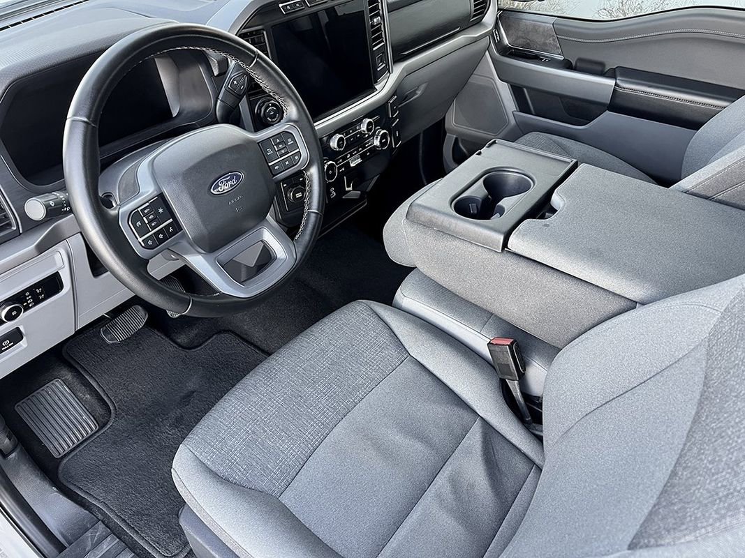 Used 2024 Ford F150 XLT image 6