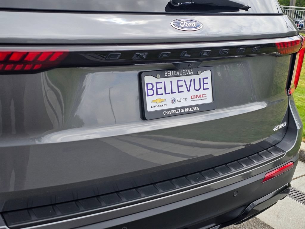 Used 2025 Ford Explorer ST-Line w/ Premium Package AWD/4WD image 15