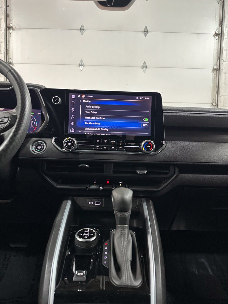 Used 2024 Chevrolet Colorado Trail Boss w/ Advanced Trailering Package AWD/4WD image 24