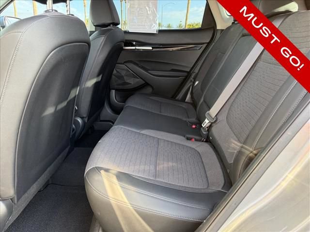 Used 2023 Kia Seltos S FWD image 7