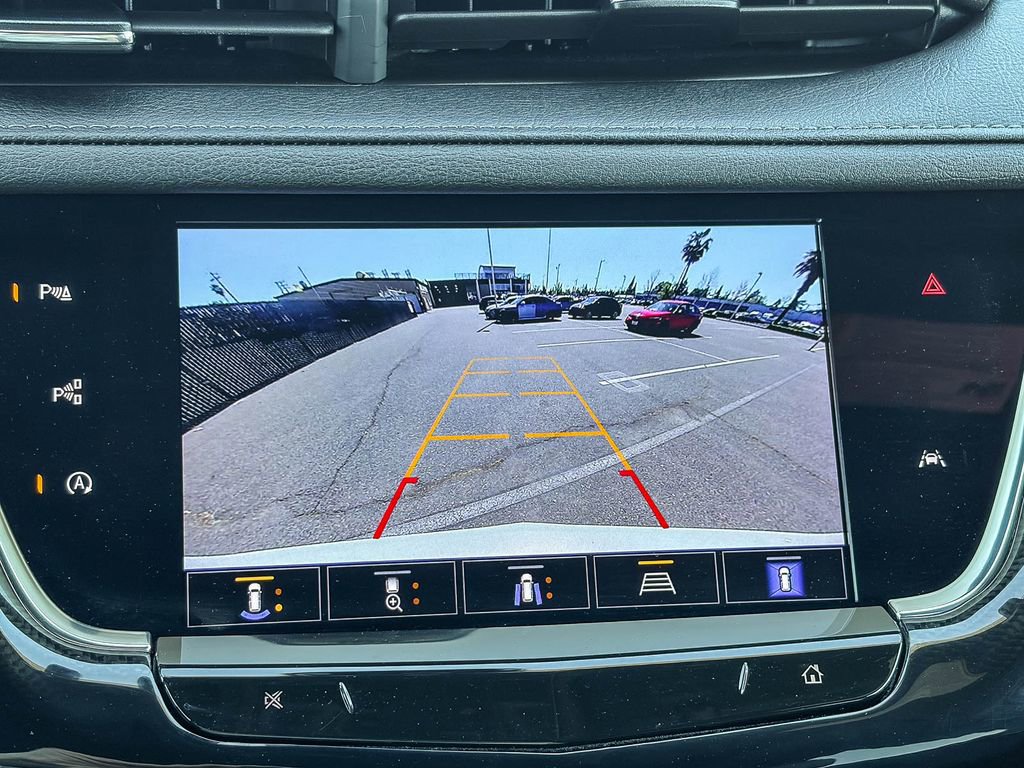 Used 2022 Cadillac XT6 Sport w/ Technology Package image 54