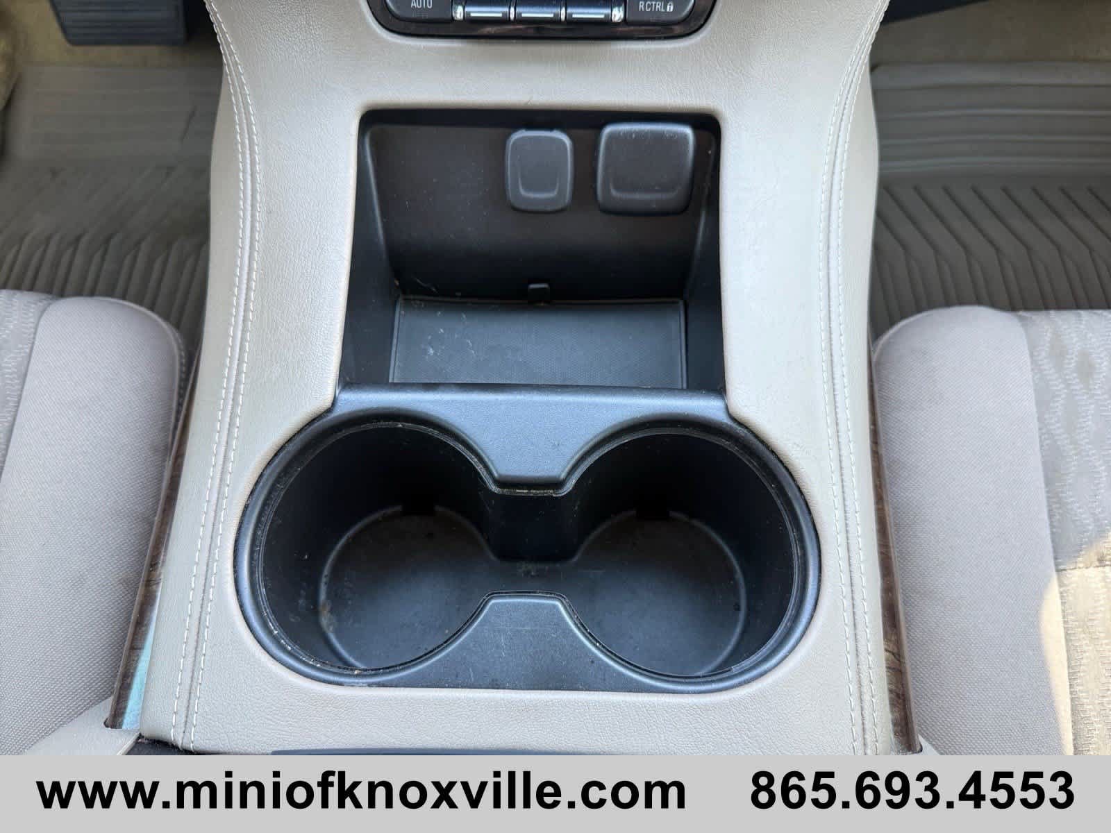 Used 2018 Chevrolet Tahoe LS w/ All-Season Package RWD image 24