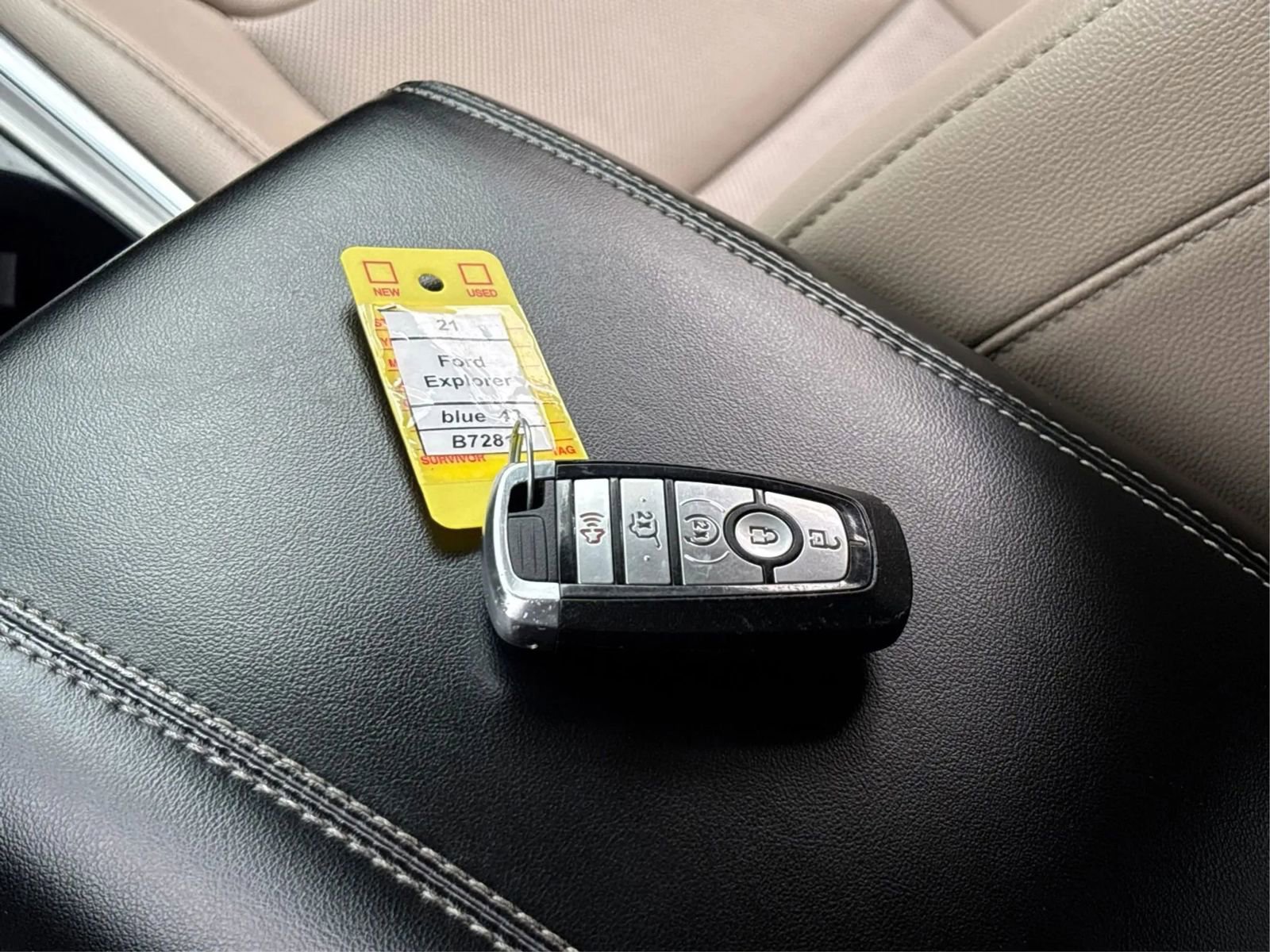 Used 2021 Ford Explorer Limited image 41