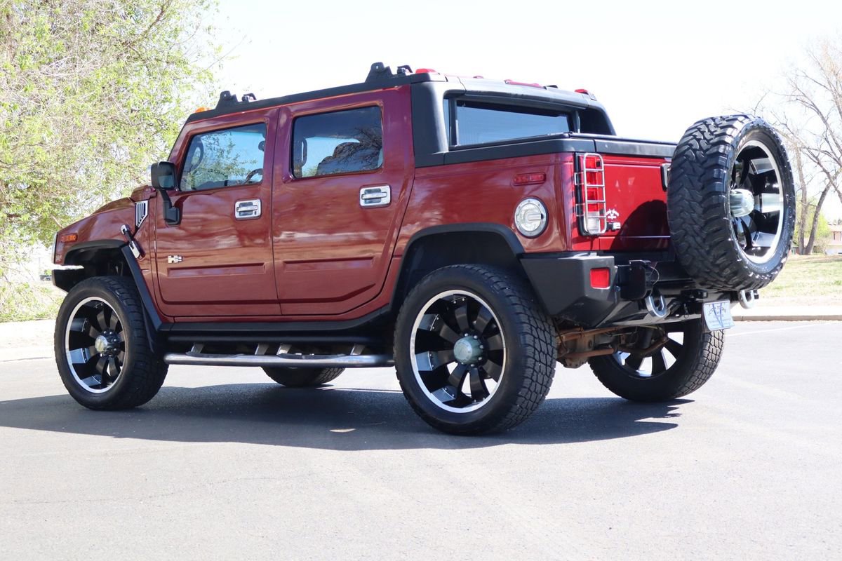 Used 2005 HUMMER H2 SUT w/ Preferred Equipment Group AWD/4WD image 7
