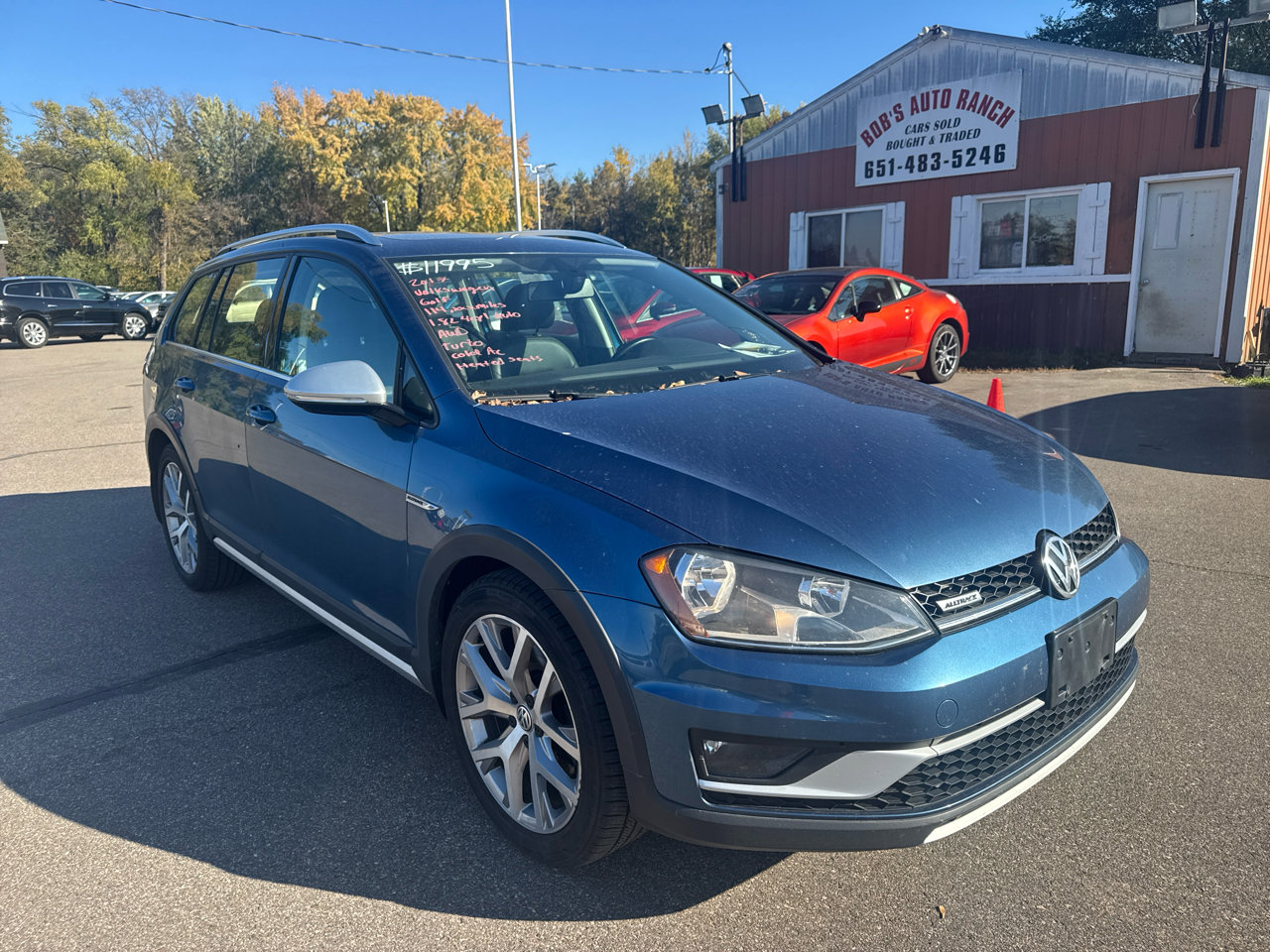 Used 2017 Volkswagen Golf Alltrack SEL image 3