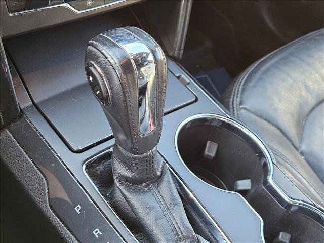 Used 2018 Ford Explorer XLT w/ Equipment Group 202A image 11