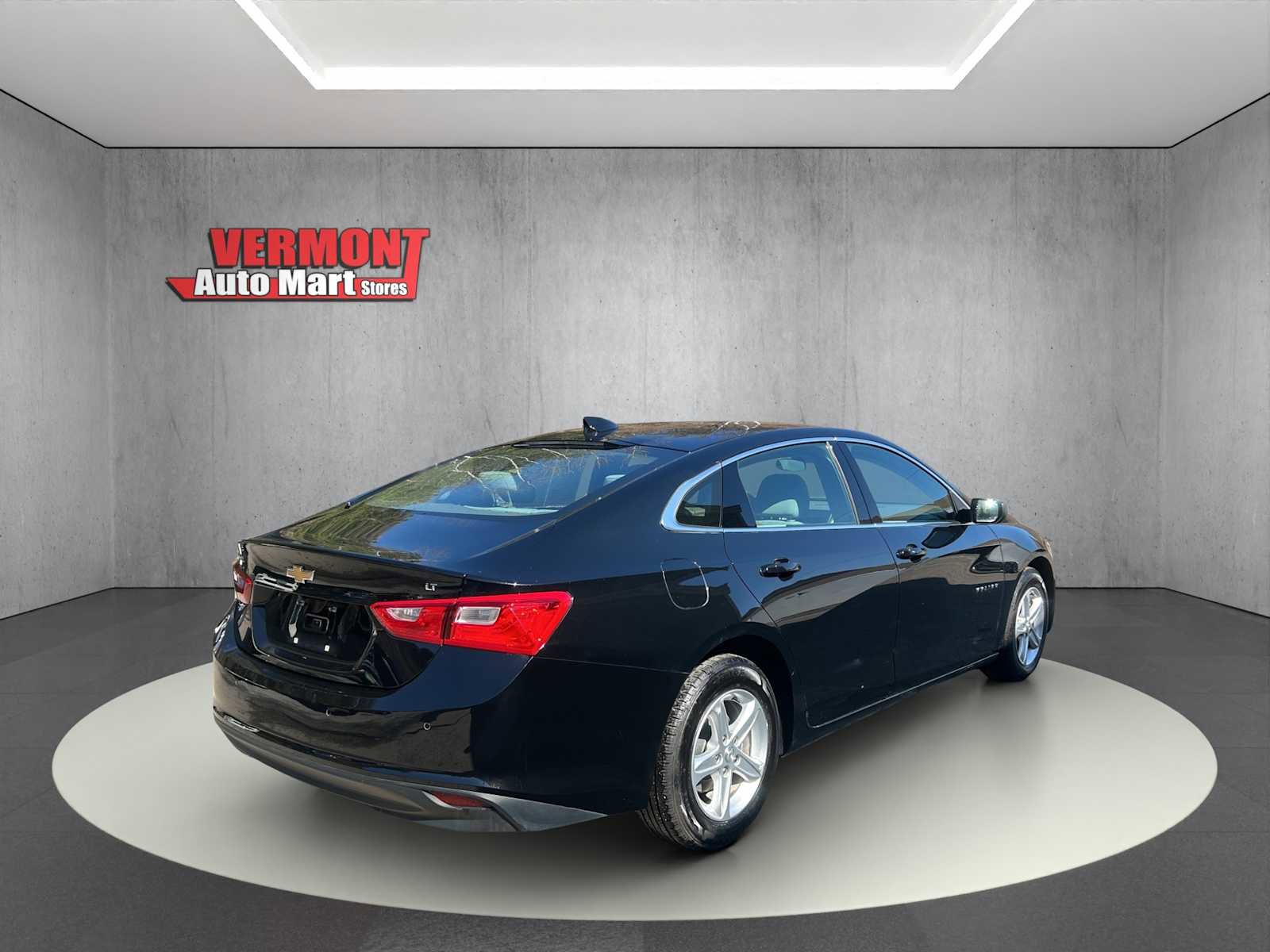 Used 2024 Chevrolet Malibu LT image 8