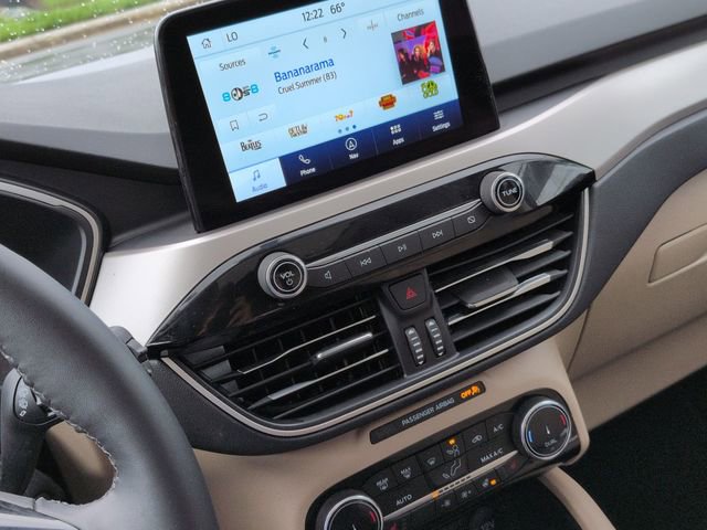 Used 2022 Ford Escape SEL image 22