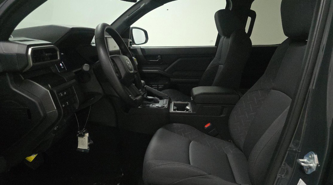 Used 2025 Toyota Tacoma SR5 image 2