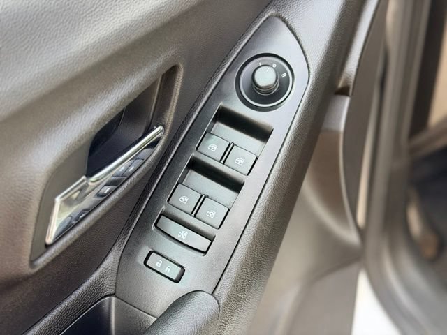 Used 2016 Chevrolet Trax LT w/ LT Convenience Package FWD image 17
