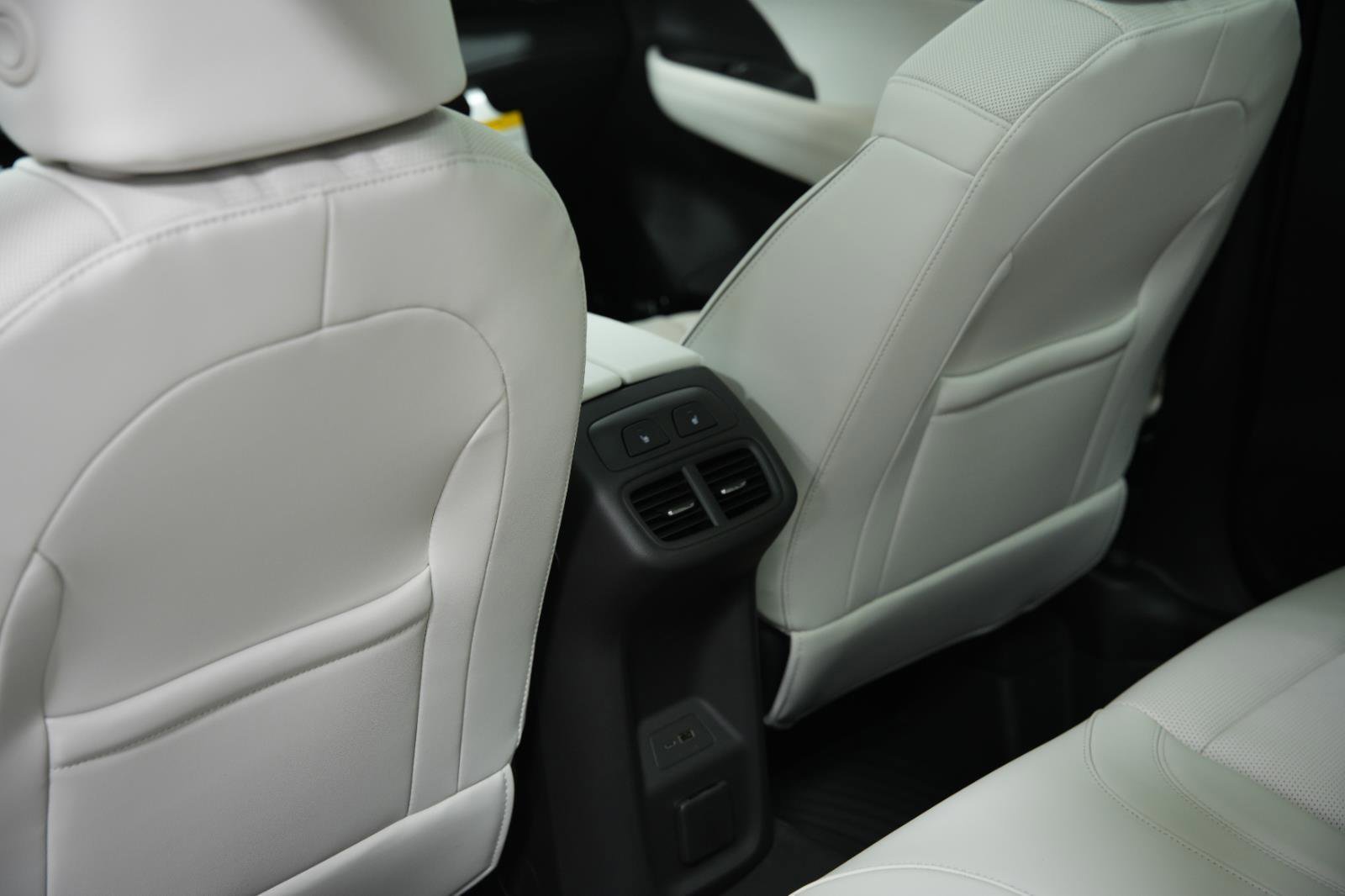 New 2026 Buick Envision Avenir image 23