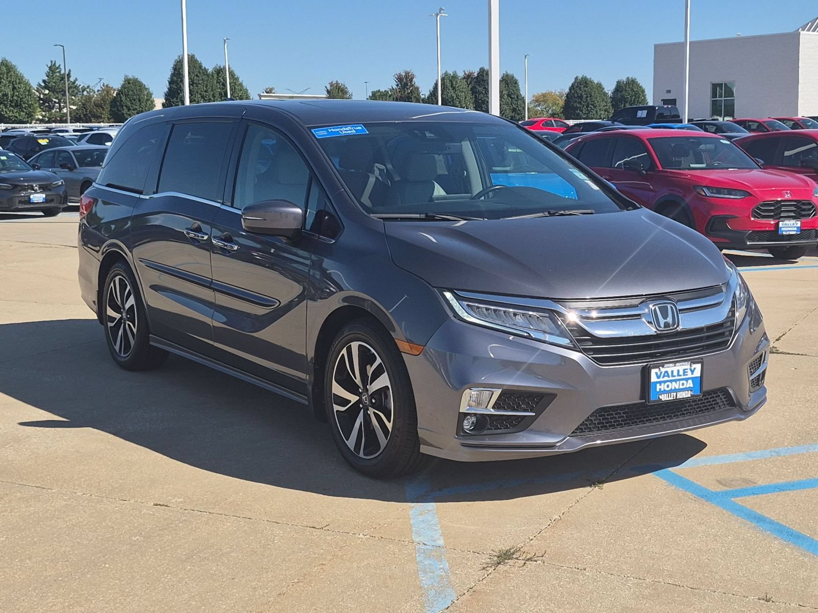 Used 2019 Honda Odyssey Elite image 4