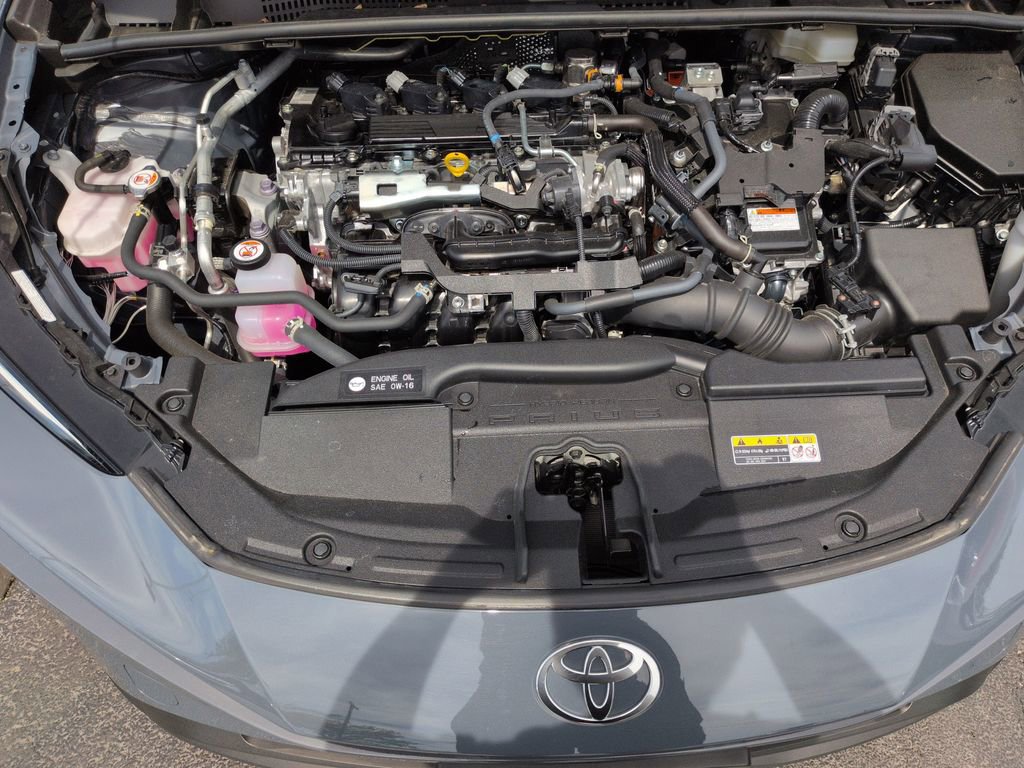 Used 2025 Toyota Prius LE FWD image 22