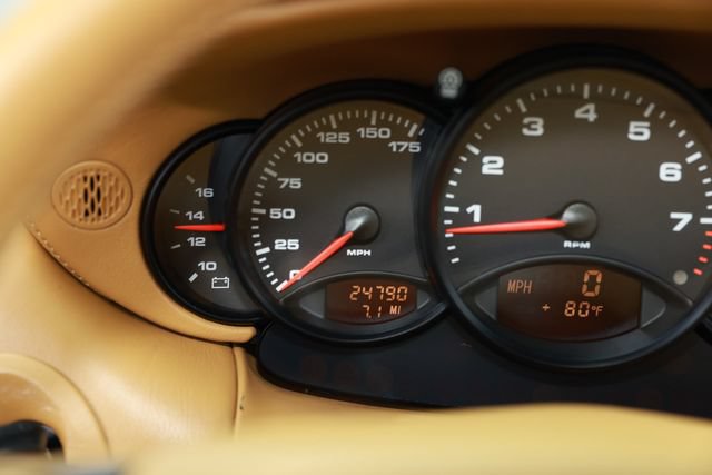 Used 2001 Porsche 911 Carrera 4 AWD/4WD image 54