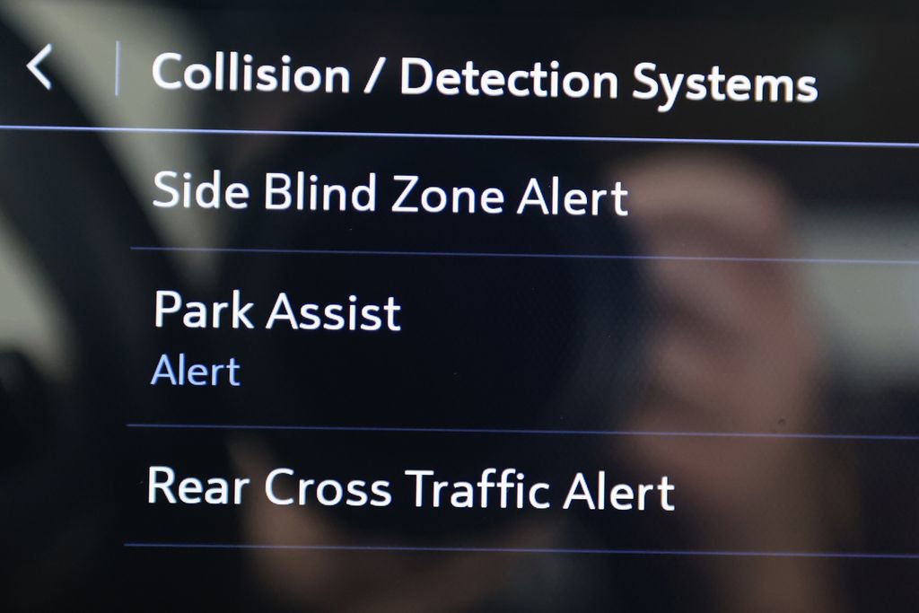 Used 2022 Chevrolet Corvette Stingray Premium Cpe w/ Z51 Performance Package image 29