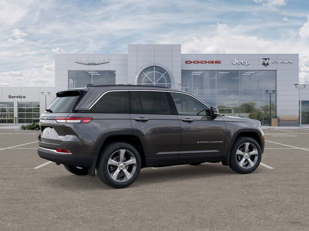 New 2025 Jeep Grand Cherokee Limited w/ Luxury Tech Group II image 4