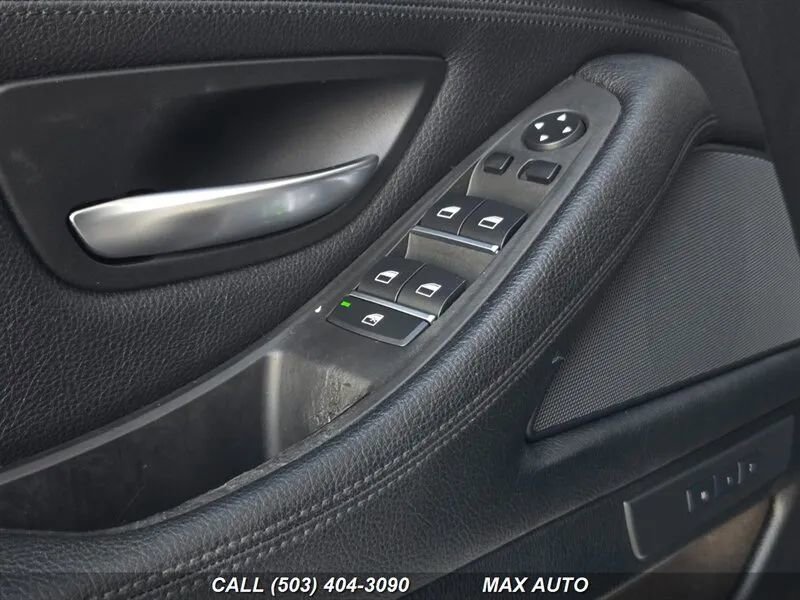 Used 2013 BMW 528i Sedan image 33