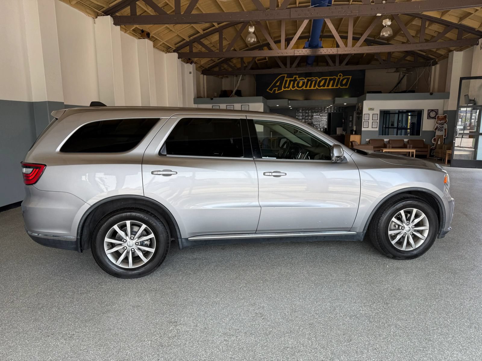Used 2017 Dodge Durango SXT w/ 3rd Row Seating Group RWD image 8