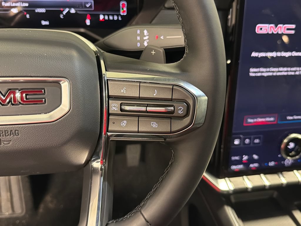 New 2026 GMC Acadia Elevation w/ Black Edition FWD image 32
