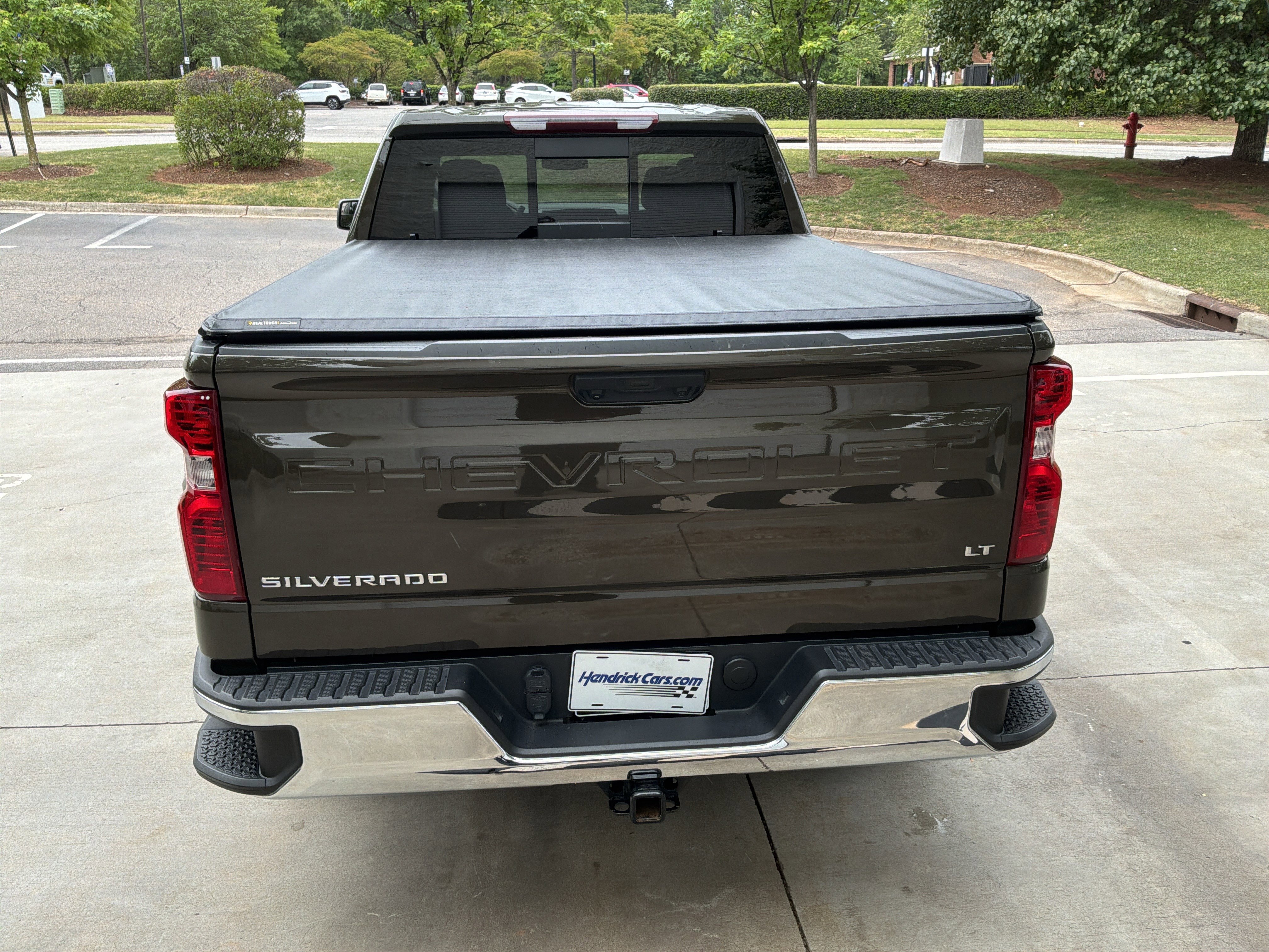 Used 2023 Chevrolet Silverado 1500 LT w/ Convenience Package II AWD/4WD image 9