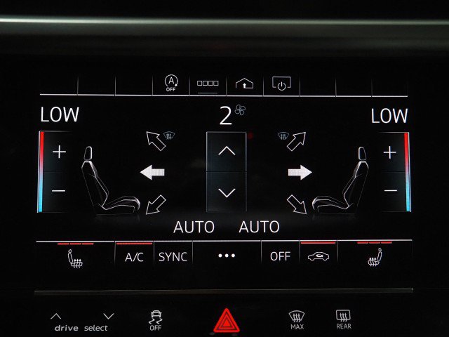 Used 2021 Audi A6 55 TFSI Premium Plus Sedan 4D w/ Premium Plus Package AWD/4WD image 41