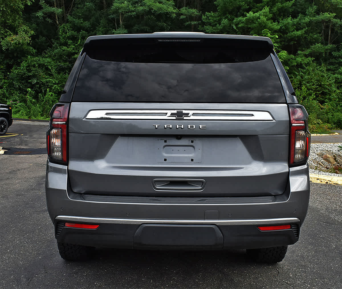 Used 2022 Chevrolet Tahoe LT w/ Luxury Package AWD/4WD image 7
