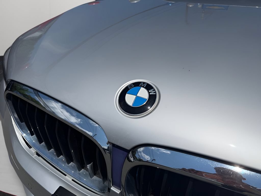 Used 2019 BMW 530e xDrive w/ Convenience Package AWD/4WD image 5