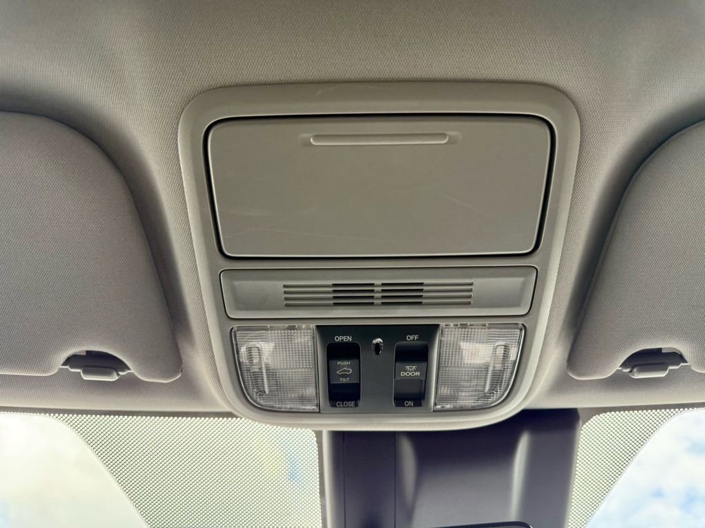 Used 2019 Honda Odyssey EX-L image 20