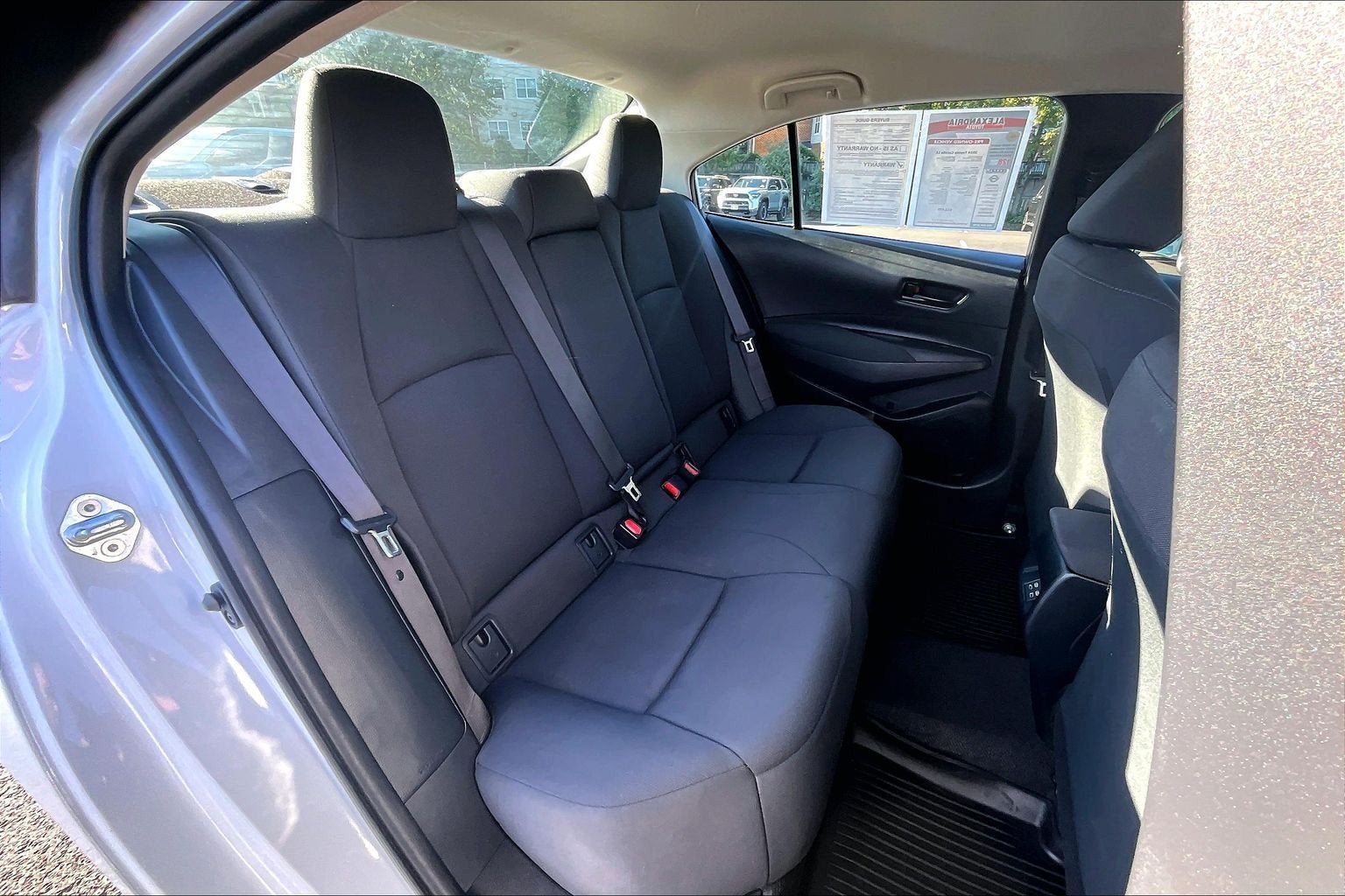 Used 2024 Toyota Corolla LE FWD image 25