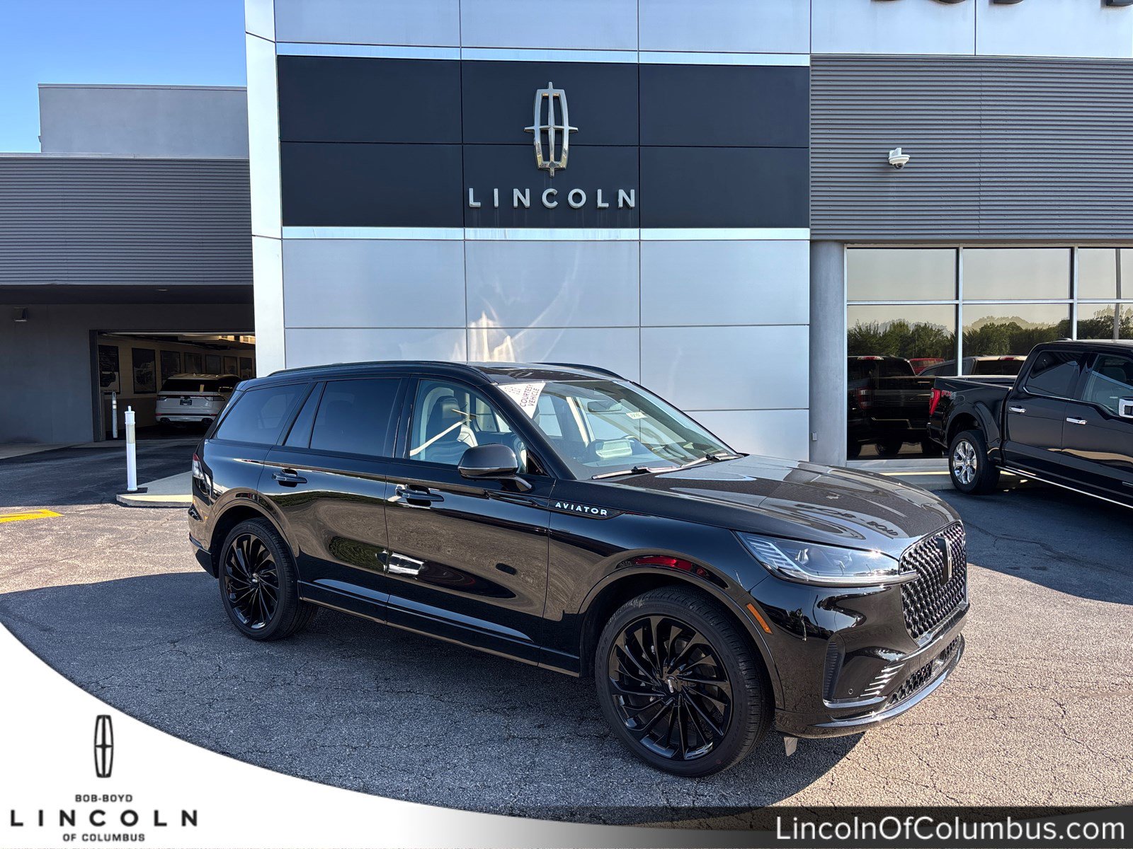 New 2025 Lincoln Aviator Reserve w/ Jet Appearance Package