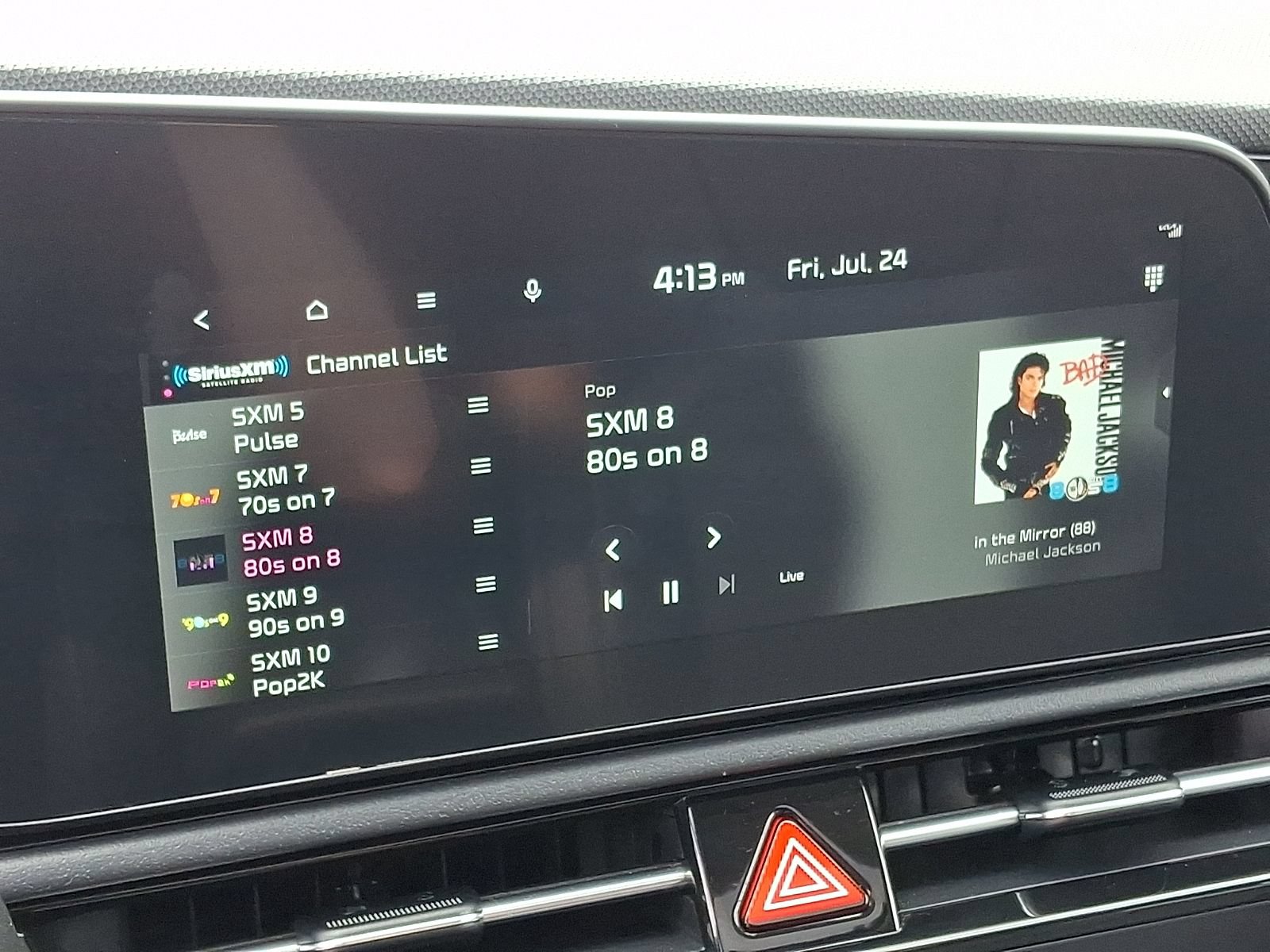 Used 2023 Kia Niro SX Touring FWD image 18