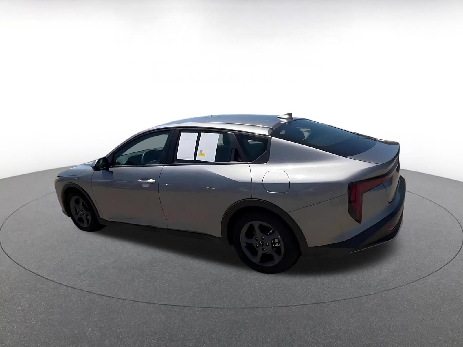 Used 2025 Kia K4 FWD image 10