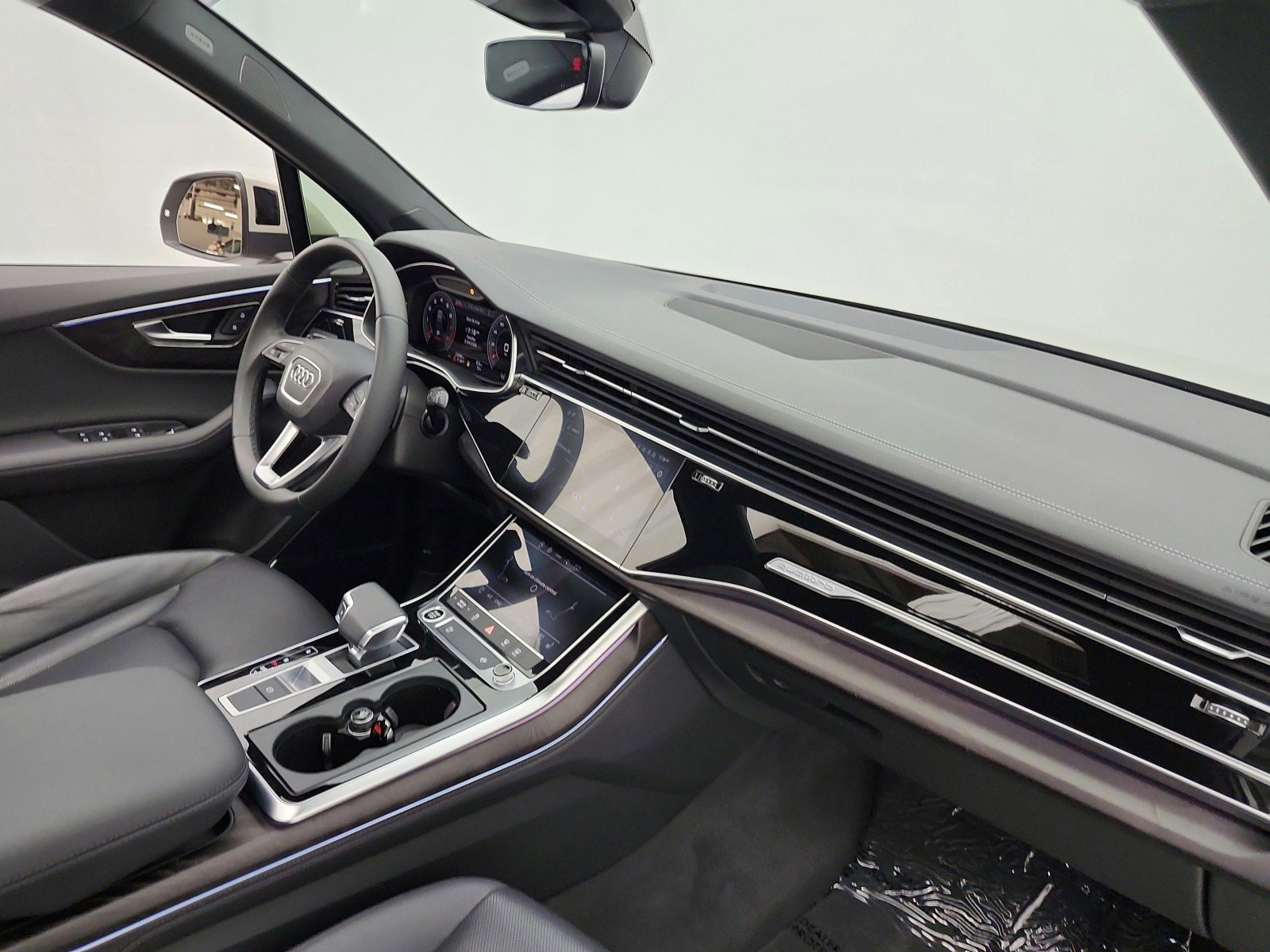 Used 2023 Audi Q7 2.0T Premium Plus w/ Premium Plus Package image 20