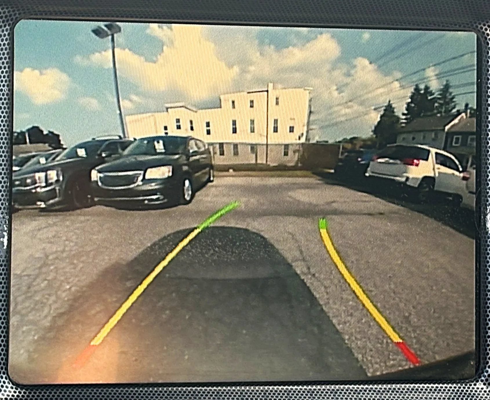 Used 2015 Dodge Charger SXT RWD image 40