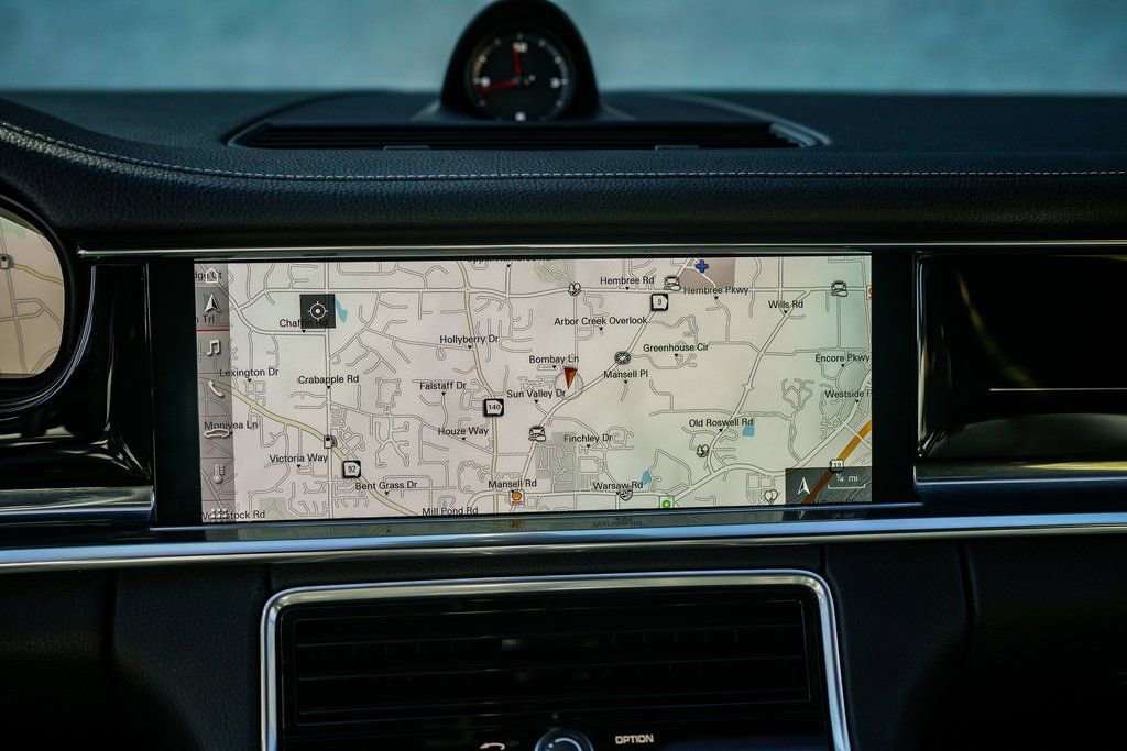 Used 2020 Porsche Panamera Edition image 32