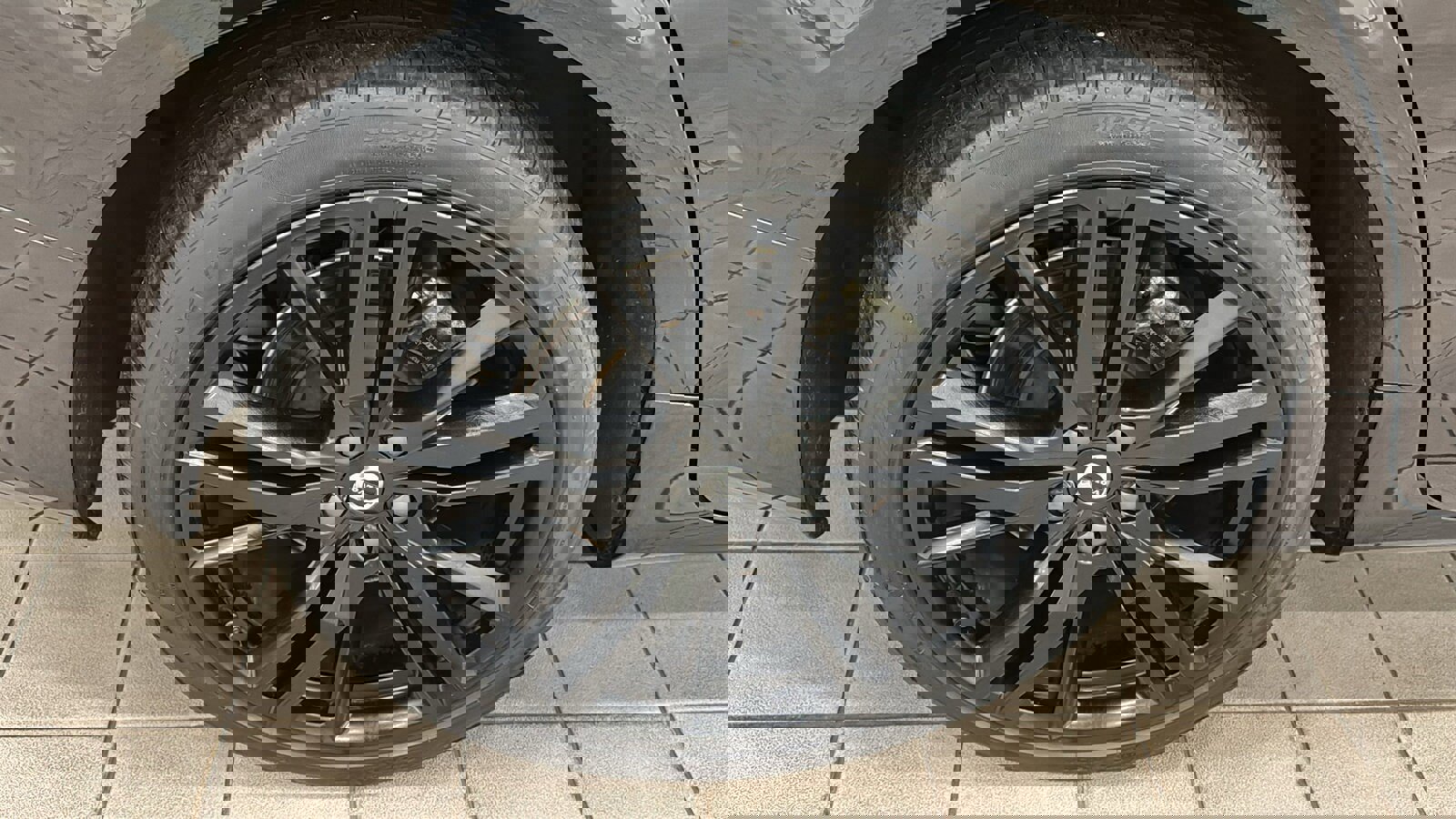 Used 2023 Volvo S60 B5 Plus w/ Climate Package image 30