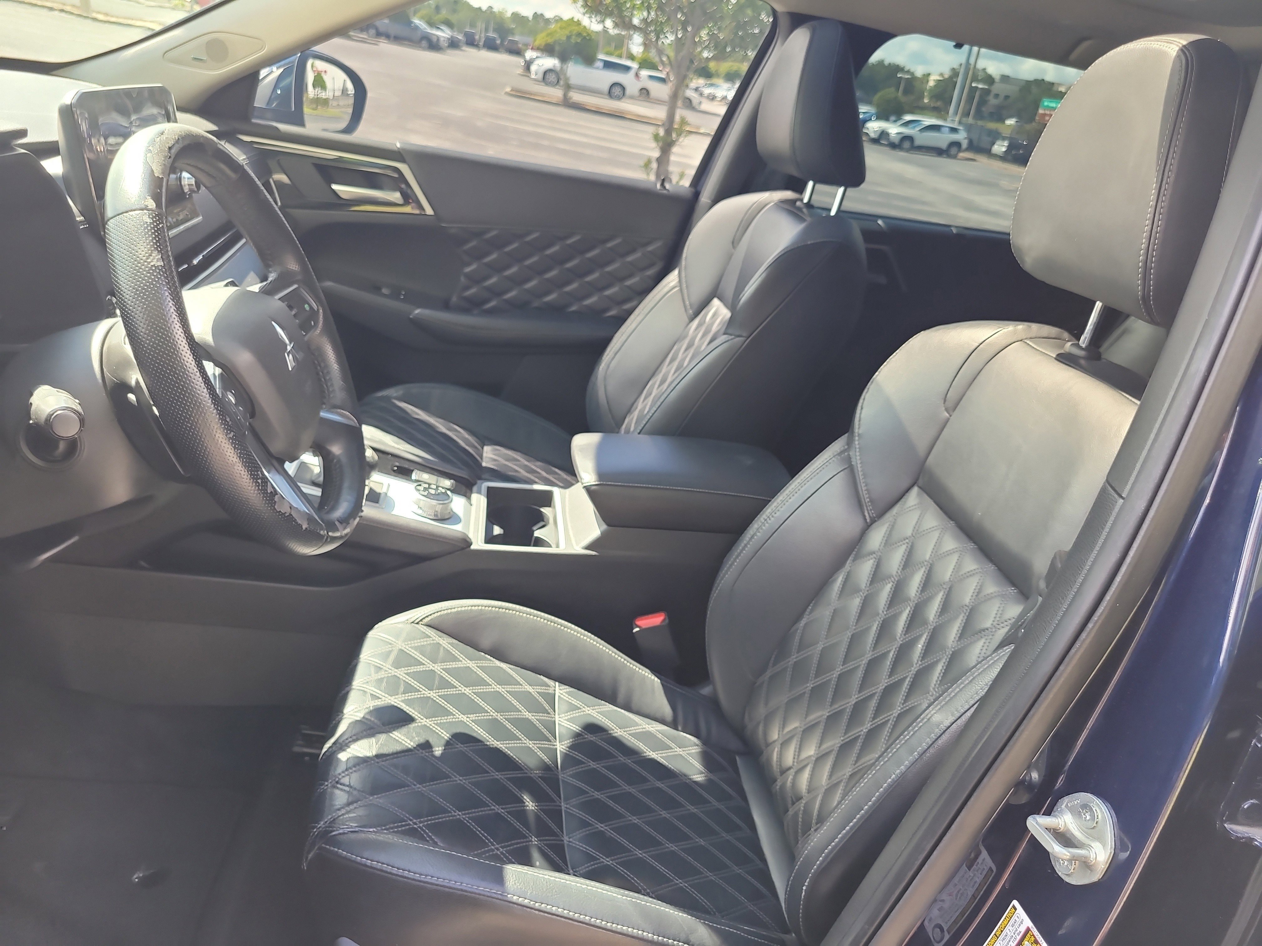 Used 2023 Mitsubishi Outlander SEL FWD image 21