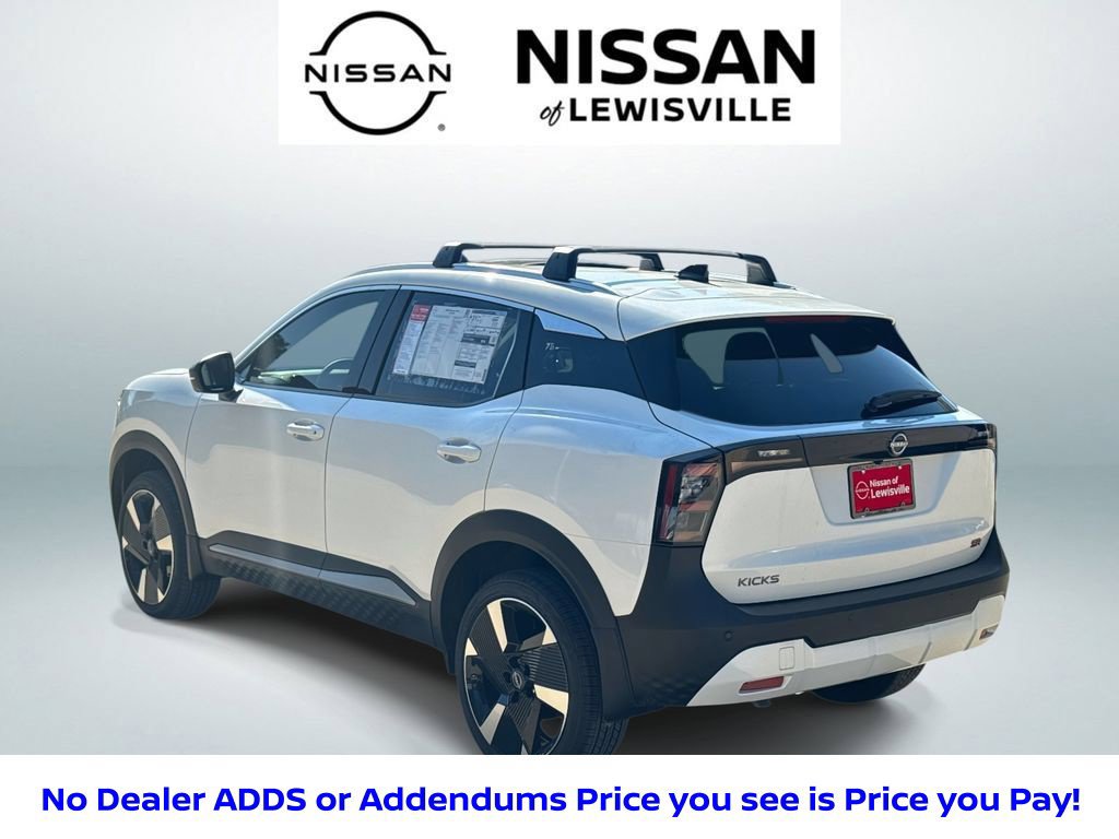 New 2026 Nissan Kicks SR w/ Illumination Package FWD image 8