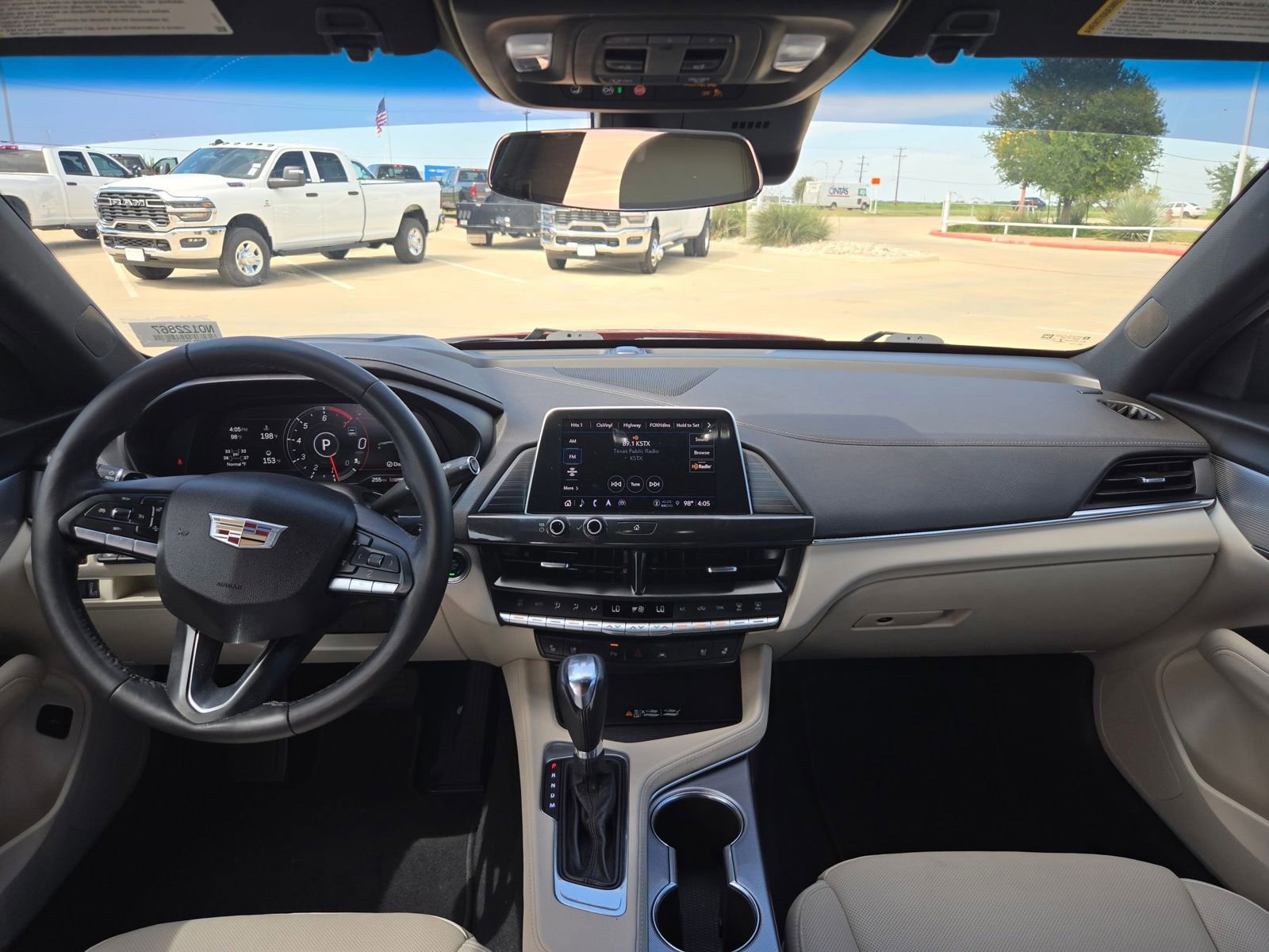 Used 2022 Cadillac CT4 Premium Luxury RWD image 15
