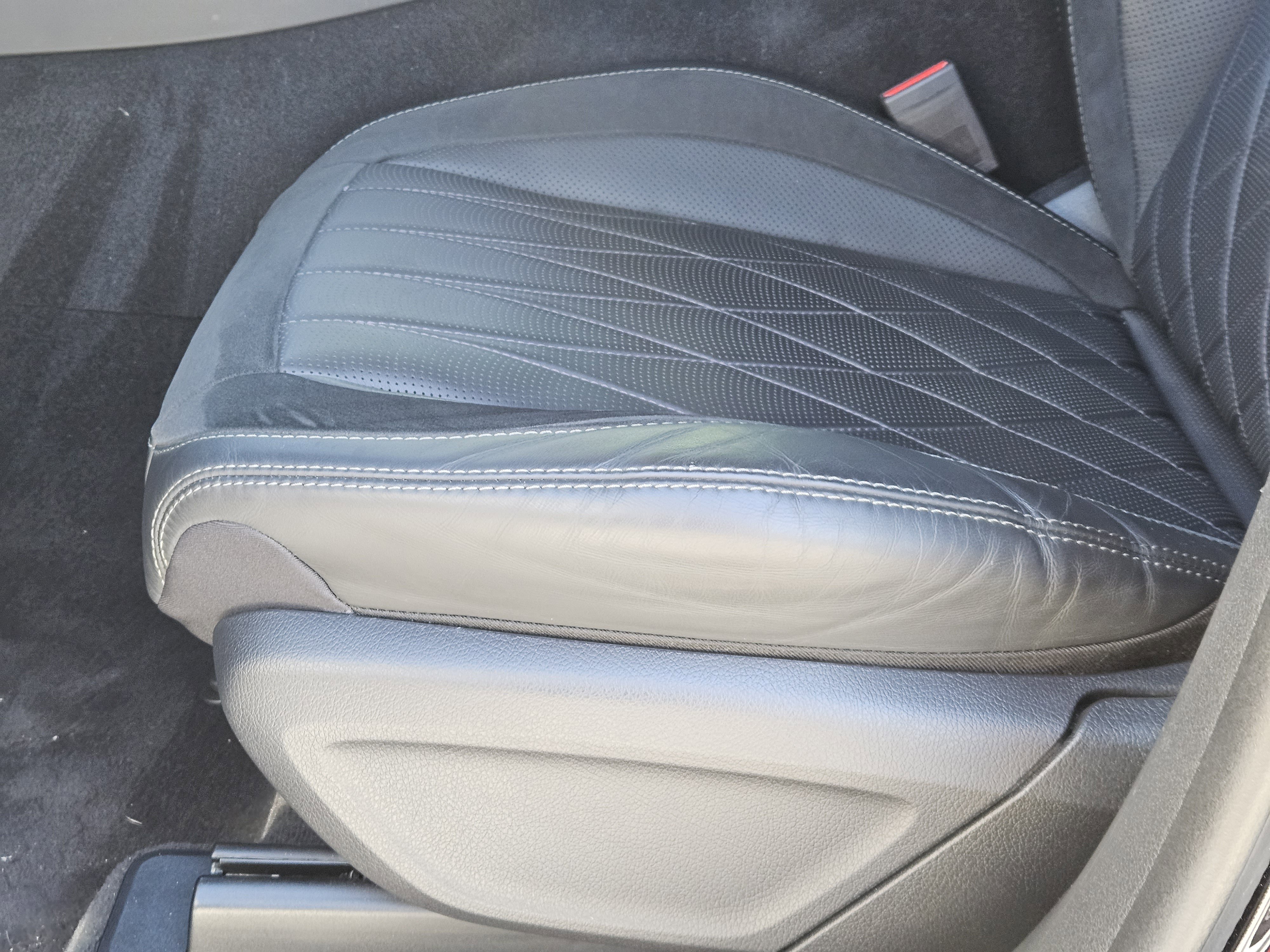 Used 2024 Mercedes-Benz GLS 63 AMG GLS 63 AMG image 24