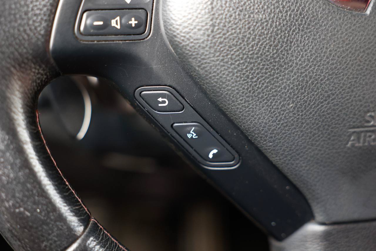 Used 2014 INFINITI Q60 IPL RWD image 28