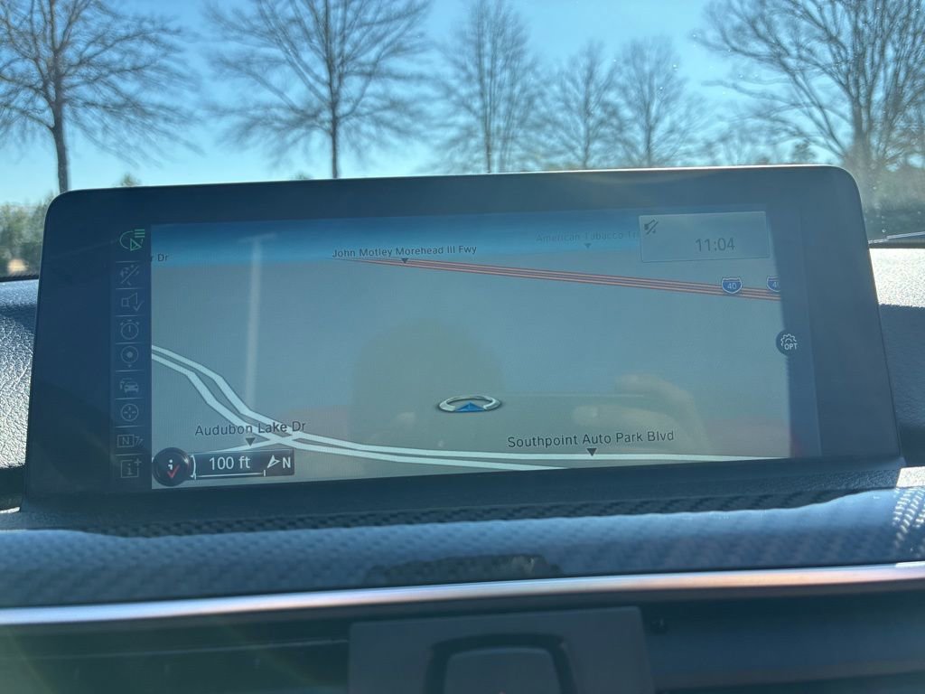 Used 2016 BMW M4 Convertible image 39