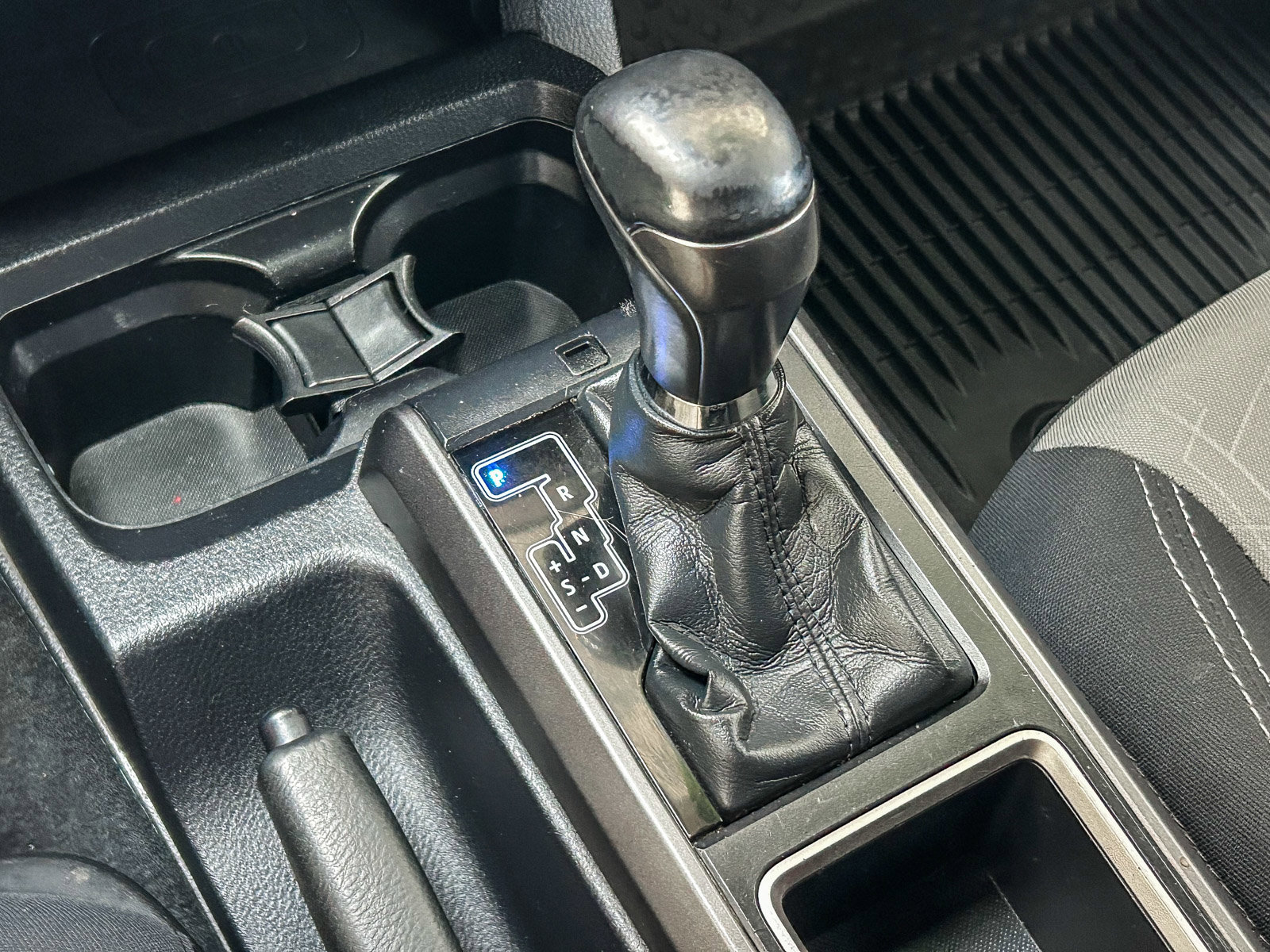 Used 2021 Toyota Tacoma TRD Off-Road w/ Technology Package image 19