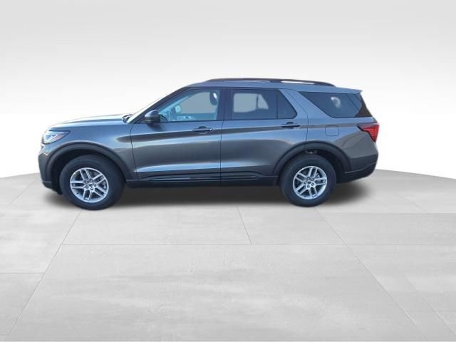 New 2026 Ford Explorer Active image 3